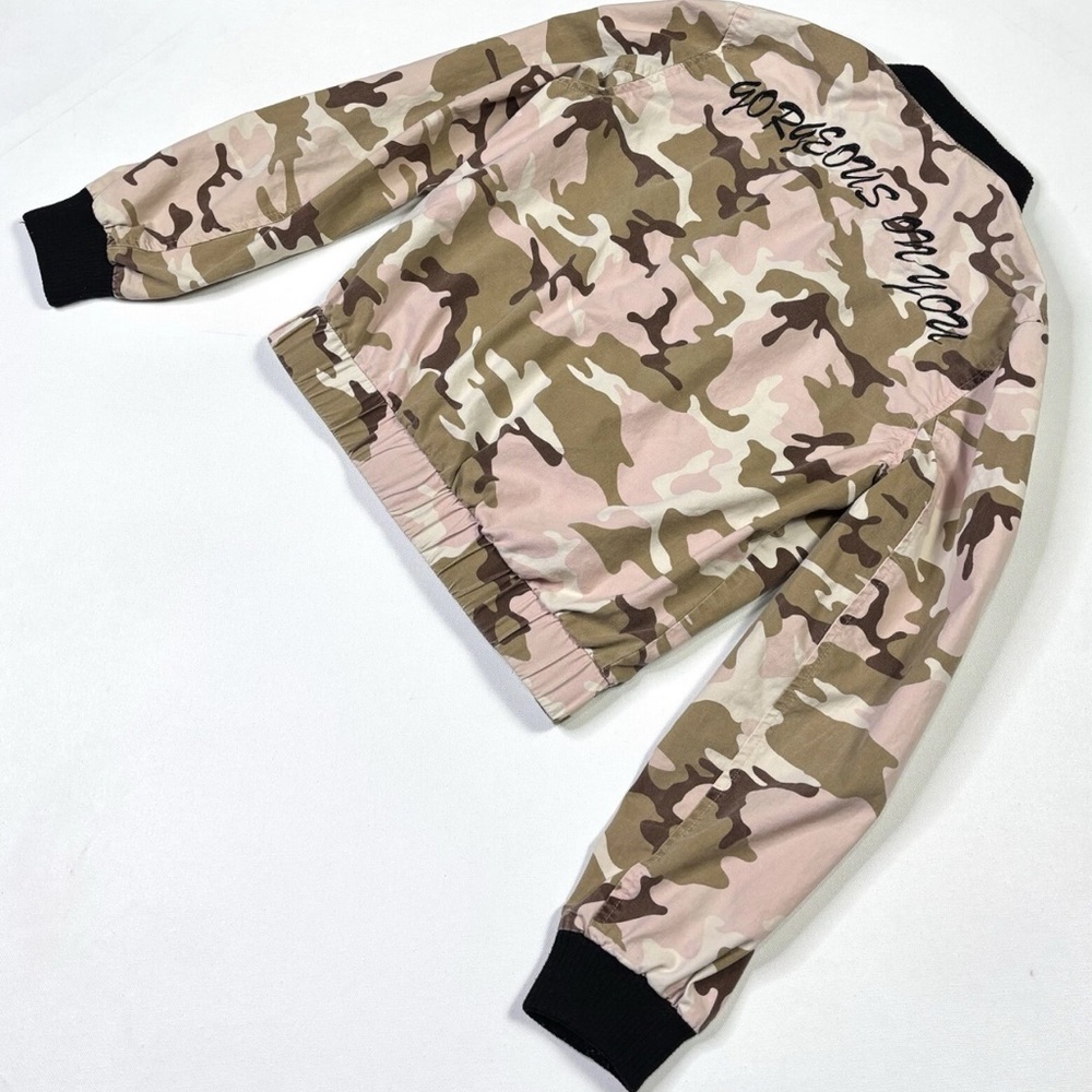 Love Tree Camo Bomber Jacket - Picture 11 of 11